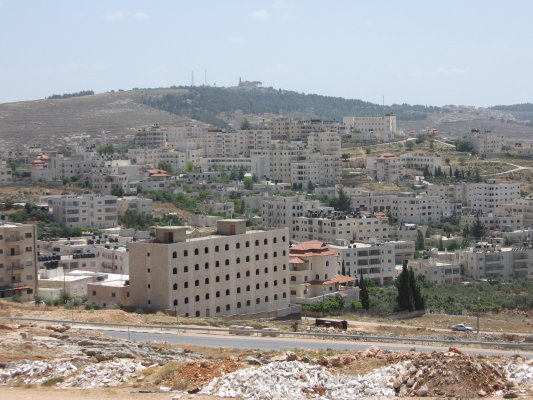 صورة لقرية بير نبالا - فلسطين: : منظر عاما